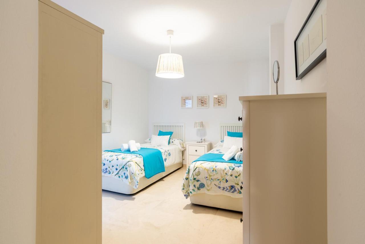 Victoria 50 Apartment Malaga Bagian luar foto